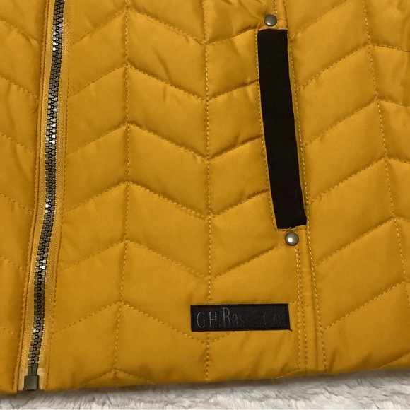 G.H. BASS & CO. Quilted Light Puffer Vest in Marigold Yellow - Size XLP - Picture 6 of 11
